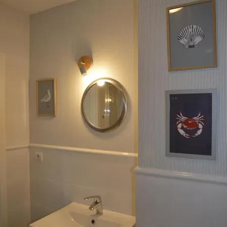 Magic Marine Apartment